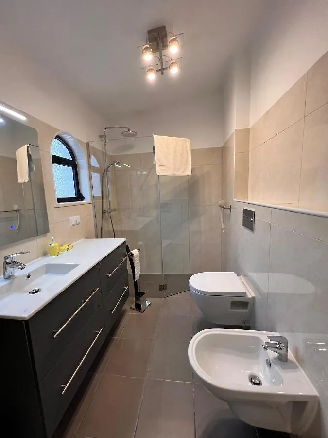 Renovated Vale Do Milho Golf Apartment With Sea View Carvoeiro  Portugal