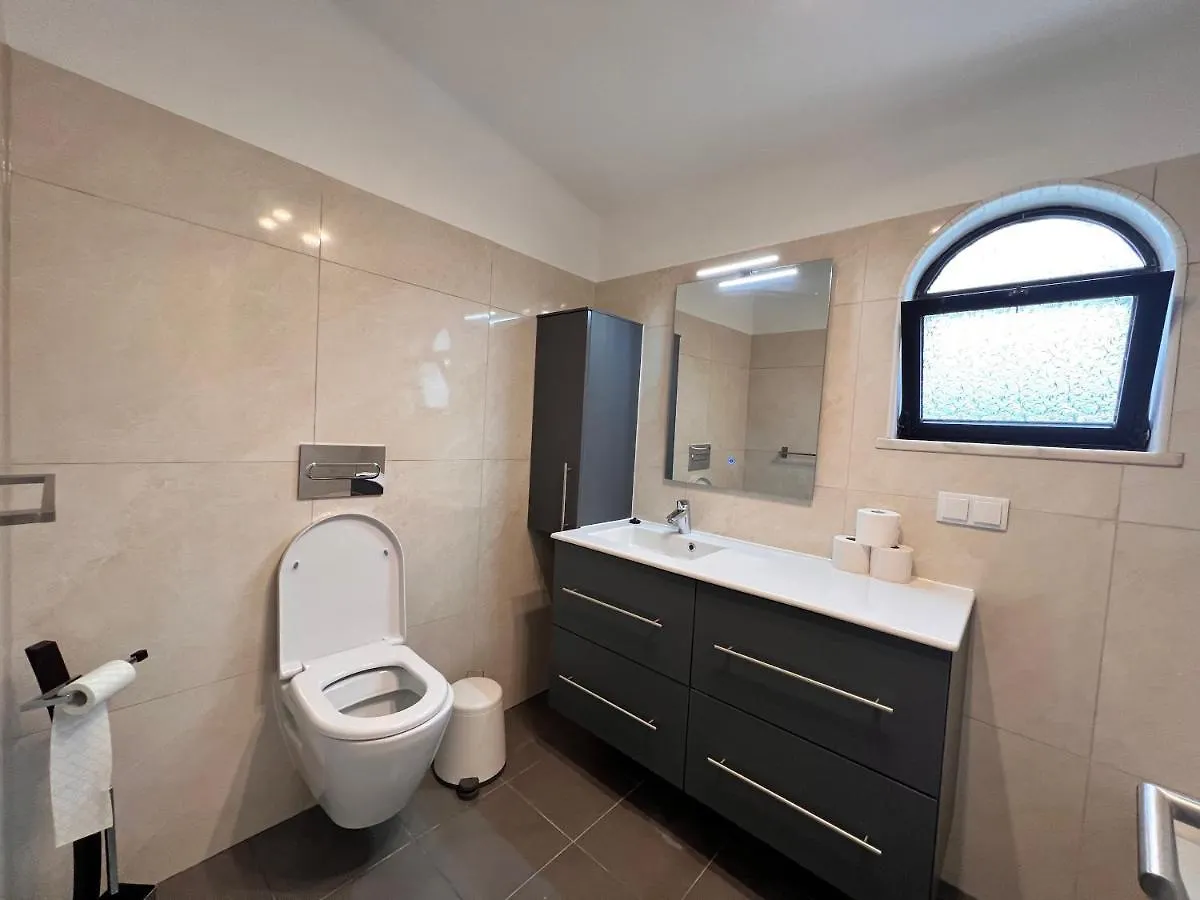 Renovated Vale Do Milho Golf Apartment With Sea View Carvoeiro