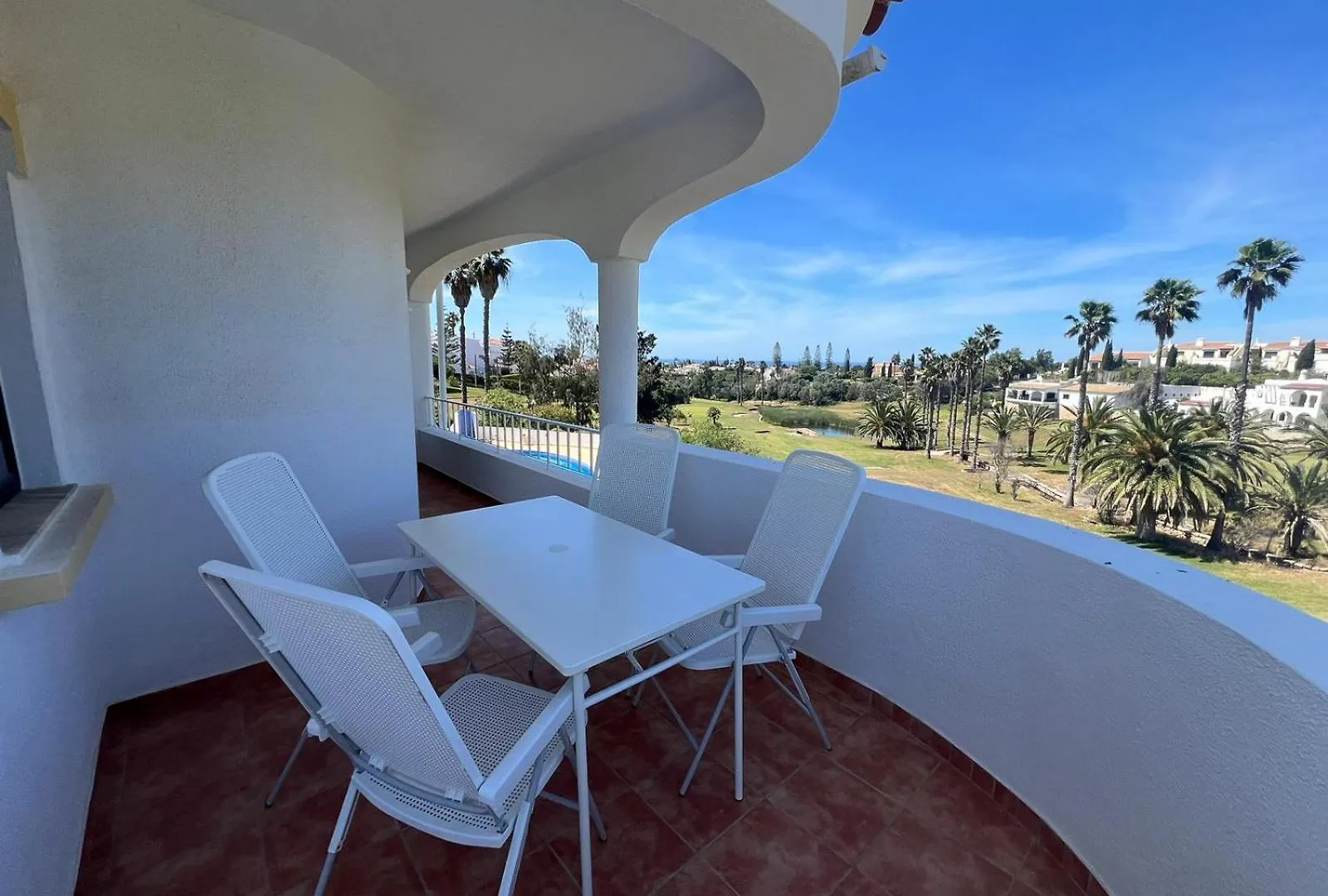 Renovated Vale Do Milho Golf Apartment With Sea View contacts